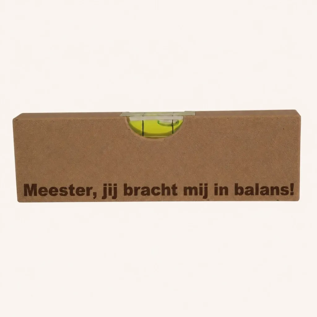 Waterpas-flesopener-Meester,-jij-bracht-mij-in-balans!.webp