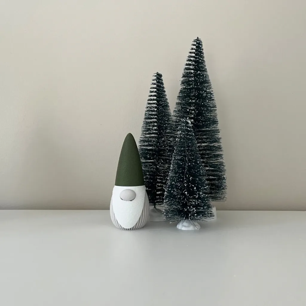 Gnome-kein-Dark-Green.webp